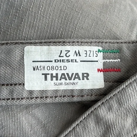 Diesel Industry Denim Division “For Successful Living” Slim-Carrot Jeans size 27